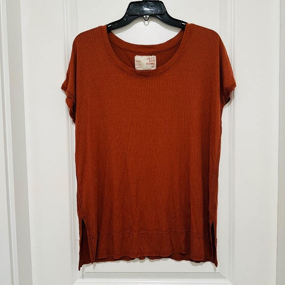 Jackson Rowe | Women’s Size Large Burnt Orange Short Sleeve Tee - Picture 1 of 7